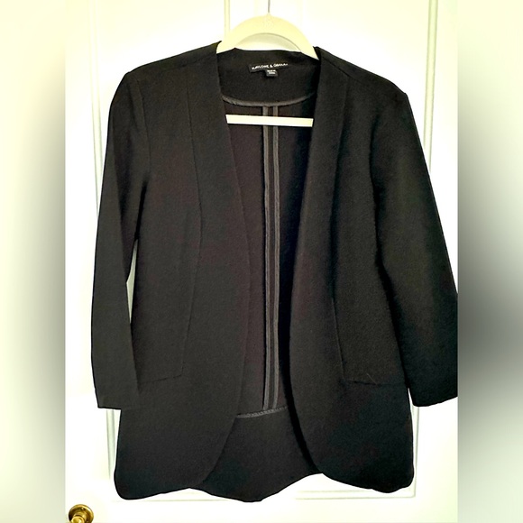 Harlowe Lightweight Blazer - Picture 1 of 5